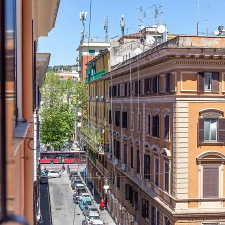 Lägenhet Iflat Spacious&comfy Steps From The Vatican *